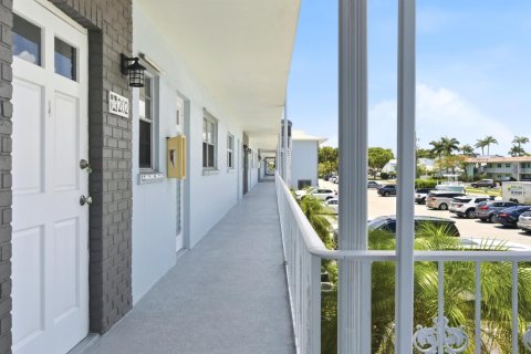 Copropriété à vendre à North Palm Beach, Floride: 2 chambres, 92.62 m2 № 2084392 - photo 2