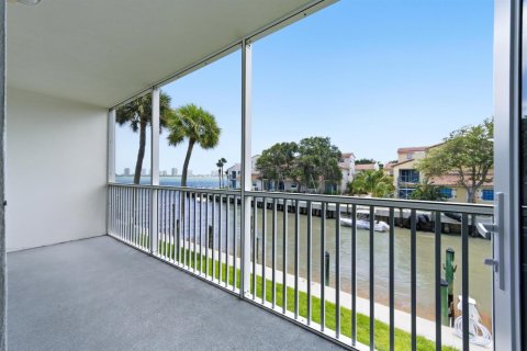 Copropriété à vendre à North Palm Beach, Floride: 2 chambres, 92.62 m2 № 2084392 - photo 15