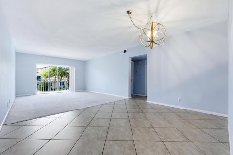 Copropriété à vendre à North Palm Beach, Floride: 2 chambres, 92.62 m2 № 2084392 - photo 3