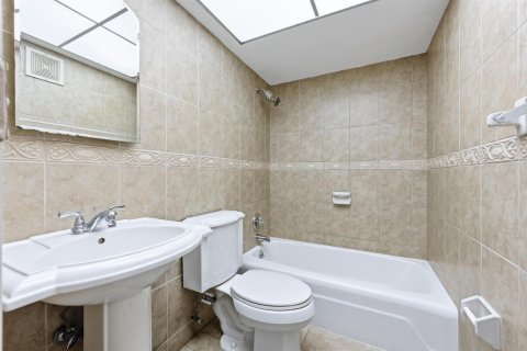Copropriété à vendre à North Palm Beach, Floride: 2 chambres, 92.62 m2 № 2084392 - photo 14