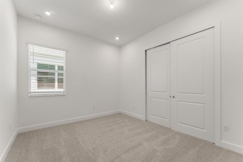 Villa ou maison à vendre à Port St. Lucie, Floride: 4 chambres, 264.49 m2 № 2295661 - photo 13