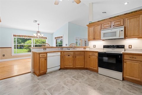 Casa en venta en Sorrento, Florida, 3 dormitorios, 194.54 m2 № 1885915 - foto 4