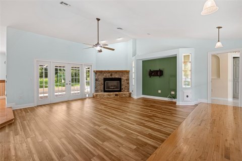 Casa en venta en Sorrento, Florida, 3 dormitorios, 194.54 m2 № 1885915 - foto 3