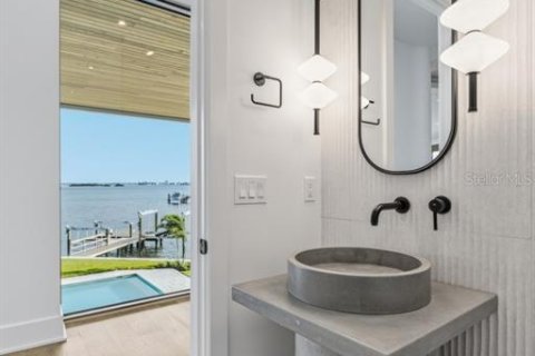 Casa en venta en Saint Petersburg, Florida, 5 dormitorios, 665.55 m2 № 2360673 - foto 23