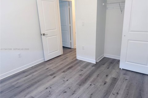 Townhouse in Homestead, Florida 4 bedrooms № 1998902 - photo 24