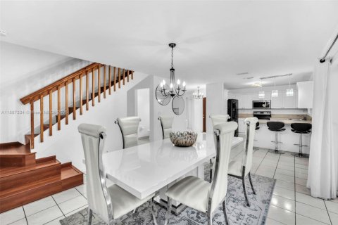 Villa ou maison à vendre à Cooper City, Floride: 4 chambres, 193.61 m2 № 1933088 - photo 19