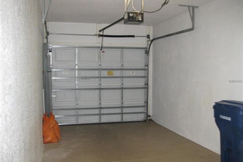 Condo in Bradenton, Florida, 2 bedrooms  № 2358910 - photo 18