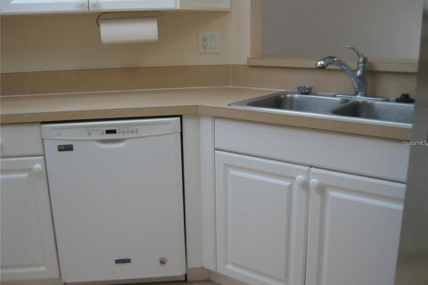 Condo in Bradenton, Florida, 2 bedrooms  № 2358910 - photo 5