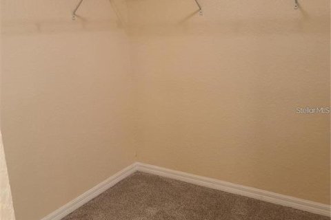 Condo in Bradenton, Florida, 2 bedrooms  № 2358910 - photo 13