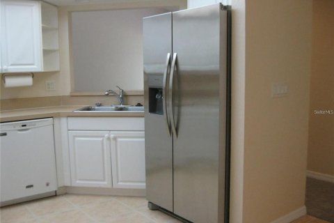 Condo in Bradenton, Florida, 2 bedrooms  № 2358910 - photo 4