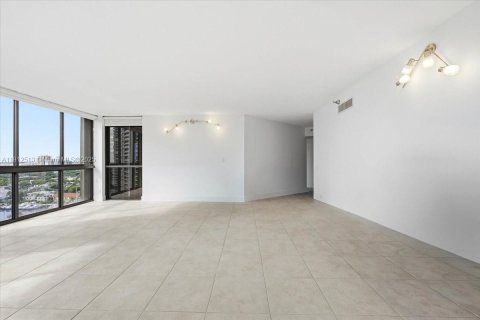 Copropriété à vendre à Aventura, Floride: 3 chambres, 173.73 m2 № 1968990 - photo 7