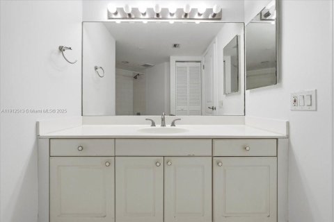 Copropriété à vendre à Aventura, Floride: 3 chambres, 173.73 m2 № 1968990 - photo 21