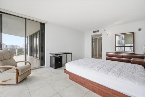 Copropriété à vendre à Aventura, Floride: 3 chambres, 173.73 m2 № 1968990 - photo 12