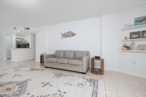 Condo in Ormond Beach, Florida, 2 bedrooms  № 2384034 - photo 5