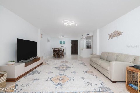 Condo in Ormond Beach, Florida, 2 bedrooms  № 2384034 - photo 4