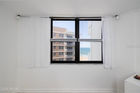 Condo in Ormond Beach, Florida, 2 bedrooms  № 2384034 - photo 21