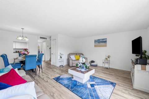 Condominio en alquiler en Coral Springs, Florida, 3 dormitorios, 133.78 m2 № 2251719 - foto 17