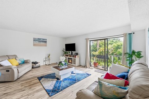 Condominio en alquiler en Coral Springs, Florida, 3 dormitorios, 133.78 m2 № 2251719 - foto 14