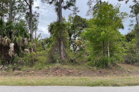 Terreno en venta en North Port, Florida № 2159498 - foto 6