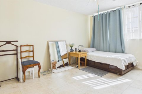 Copropriété à louer à Pembroke Pines, Floride: 1 chambre, 83.61 m2 № 2176930 - photo 13