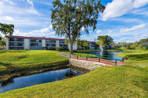 Copropriété à louer à Pembroke Pines, Floride: 1 chambre, 83.61 m2 № 2176930 - photo 20