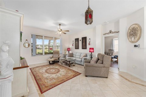 House in Ocala, Florida 2 bedrooms, 156.91 sq.m. № 1736457 - photo 11