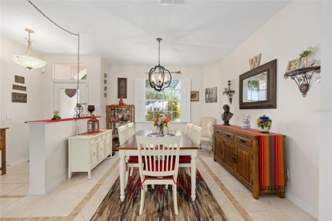 House in Ocala, Florida 2 bedrooms, 156.91 sq.m. № 1736457 - photo 9