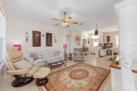 House in Ocala, Florida 2 bedrooms, 156.91 sq.m. № 1736457 - photo 14