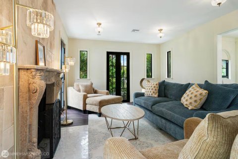 House in West Palm Beach, Florida 4 bedrooms, 122.82 sq.m. № 2082178 - photo 6