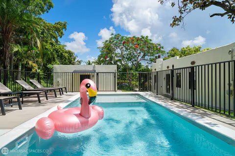 House in West Palm Beach, Florida 4 bedrooms, 122.82 sq.m. № 2082178 - photo 2