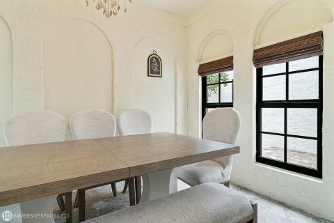 House in West Palm Beach, Florida 4 bedrooms, 122.82 sq.m. № 2082178 - photo 10