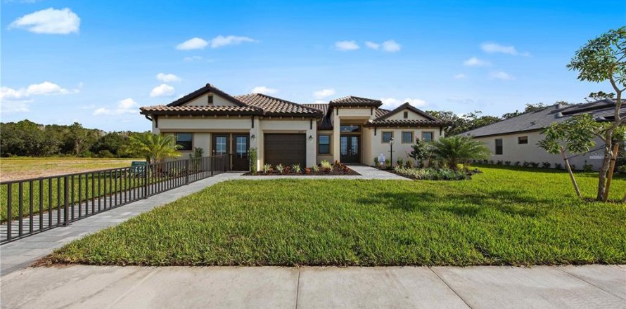 House in Port Charlotte, Florida 3 bedrooms, 246.19 sq.m. № 1517363