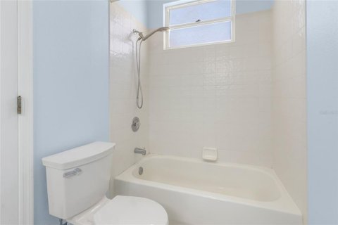 Casa en venta en Bradenton, Florida, 4 dormitorios, 228.17 m2 № 1910890 - foto 25