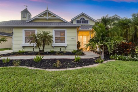 Casa en venta en Bradenton, Florida, 4 dormitorios, 228.17 m2 № 1910890 - foto 4