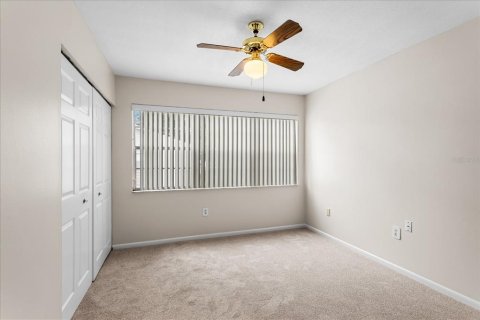Condo in Orlando, Florida, 2 bedrooms  № 2095777 - photo 11