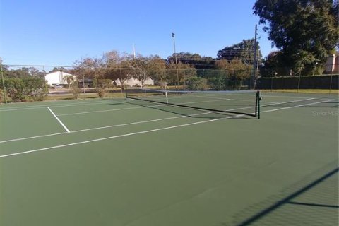 Condo in Orlando, Florida, 2 bedrooms  № 2095777 - photo 17