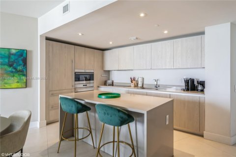 Copropriété à vendre à Hollywood, Floride: 2 chambres, 104.89 m2 № 1975645 - photo 10