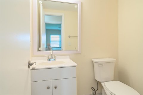 Купить кондоминиум в Уэст-Палм-Бич, Флорида 5 комнат, 76.09м2, № 2251556 - фото 11