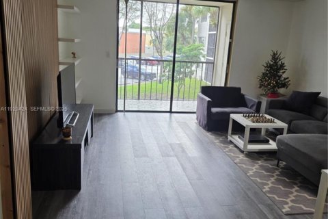 Condominio en venta en Miami, Florida, 2 dormitorios, 89.65 m2 № 1982287 - foto 13