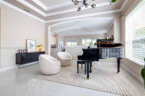 Снять в аренду виллу или дом в Пемброк-Пайнс, Флорида 4 спальни, 221.2м2, № 2045808 - фото 19