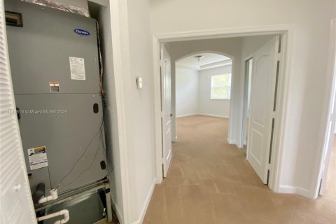 Adosado en alquiler en Doral, Florida, 4 dormitorios, 205.96 m2 № 1929281 - foto 23