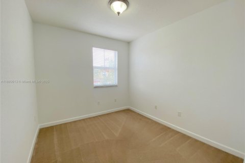 Adosado en alquiler en Doral, Florida, 4 dormitorios, 205.96 m2 № 1929281 - foto 22