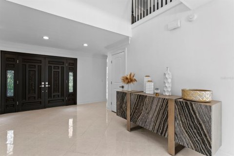 Casa en venta en Tampa, Florida, 4 dormitorios, 478.91 m2 № 2303174 - foto 4