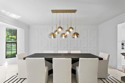 Casa en venta en Tampa, Florida, 4 dormitorios, 478.91 m2 № 2303174 - foto 13
