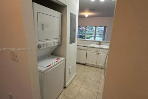 Condominio en alquiler en Homestead, Florida, 3 dormitorios, 108.6 m2 № 1922244 - foto 5