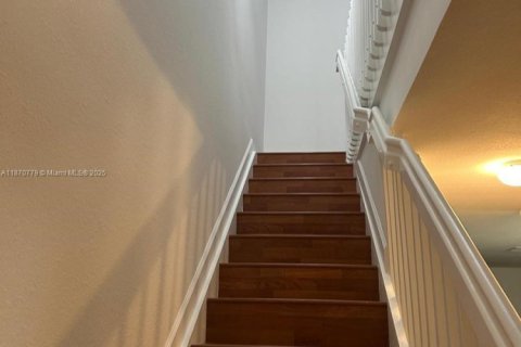 Condominio en alquiler en Homestead, Florida, 3 dormitorios, 108.6 m2 № 1922244 - foto 9