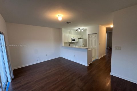 Condominio en alquiler en Homestead, Florida, 3 dormitorios, 108.6 m2 № 1922244 - foto 18