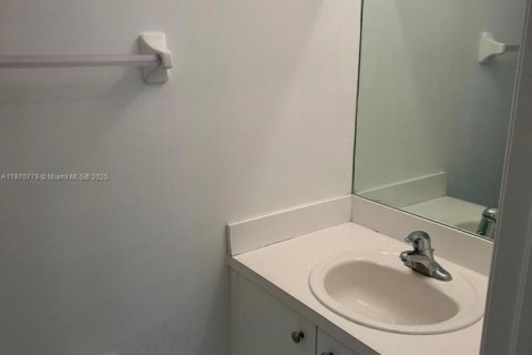 Condominio en alquiler en Homestead, Florida, 3 dormitorios, 108.6 m2 № 1922244 - foto 6