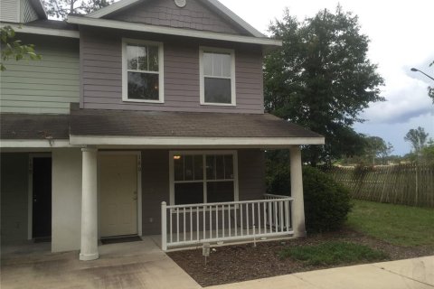 Townhouse in Gainesville, Florida 2 bedrooms, 107.21 sq.m. № 1829049 - photo 1