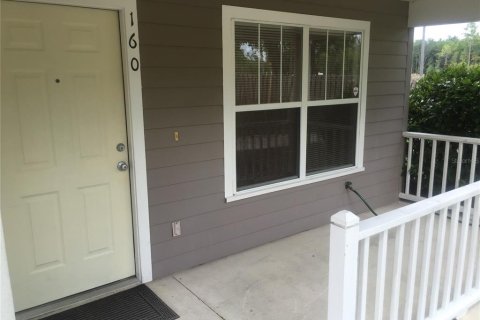 Townhouse in Gainesville, Florida 2 bedrooms, 107.21 sq.m. № 1829049 - photo 14